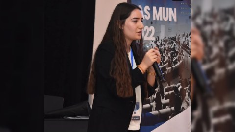 Azərbaycanlı şagird ABŞ-ın 10 universitetindən qəbul dəvəti aldı - FOTO