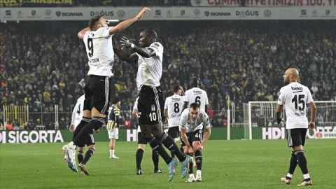 "Beşiktaş" səfərdə "Fənərbağça"ya qalib gəldi