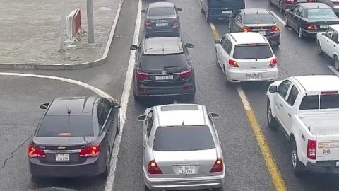 Hazırda tıxac olan yolların SİYAHISI