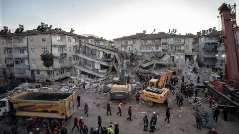 Adana yenidən SİLKƏLƏNDİ