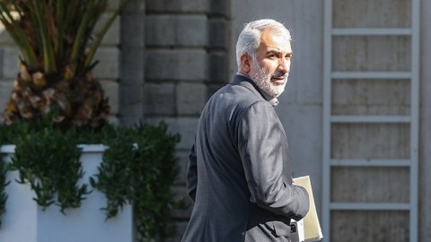 İranın təhsil naziri İSTEFA VERDİ