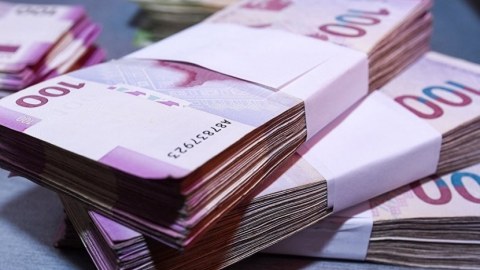 Azərbaycanda pul bazası artıb