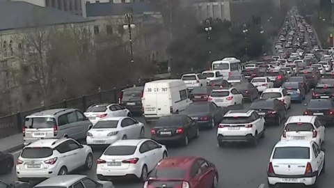 Hazırda tıxac olan yolların SİYAHISI