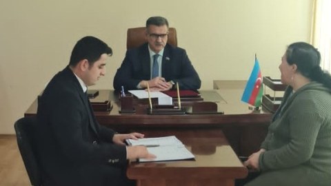 Novruz Aslanov seçiciləri qəbul edib - FOTOLAR