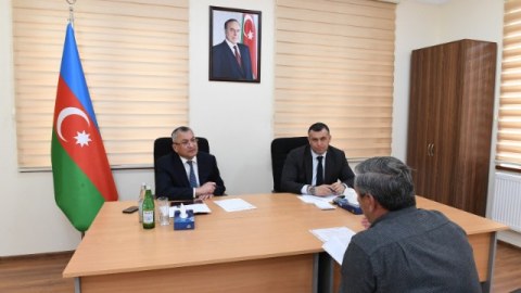 Rövşən Rzayev Şamaxıda vətəndaşları qəbul edib - FOTOLAR