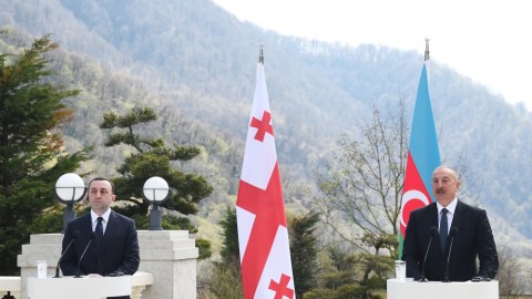 İlham Əliyev və Qaribaşvili Ukraynanı müzakirə etdi