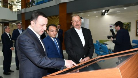 İlham Əliyev və Qaribaşvili “ASAN Xidmət”də - FOTOLAR