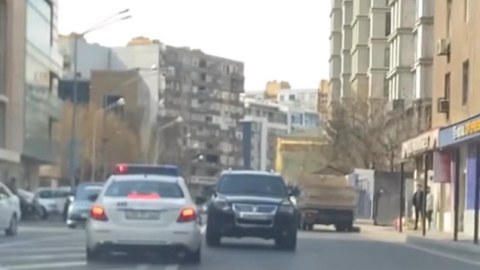 Əks istiqamətdə maşın sürən tələbə SAXLANILDI