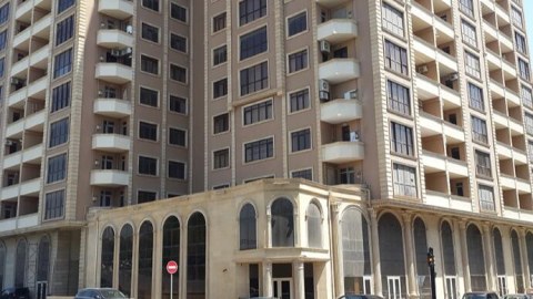 İran Bankı Bakıdakı əmlaklarını satışa çıxardı - QİYMƏTLƏR