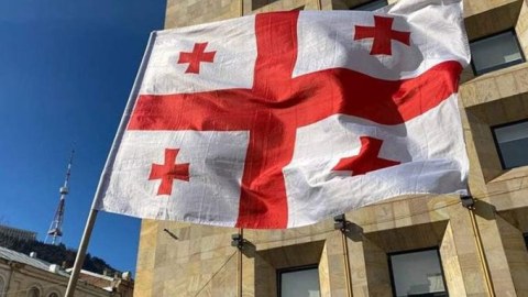 Müxalif deputatdan etiraf: Əhali bizə inanmır