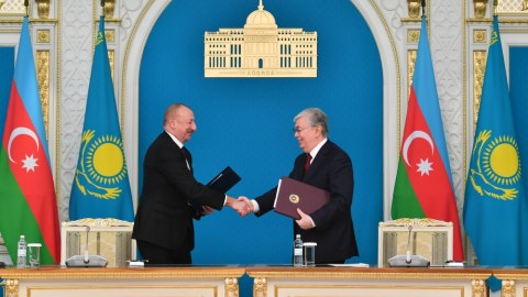 Azərbaycanın Qazaxıstanla əlaqələri dinamik inkişaf edir