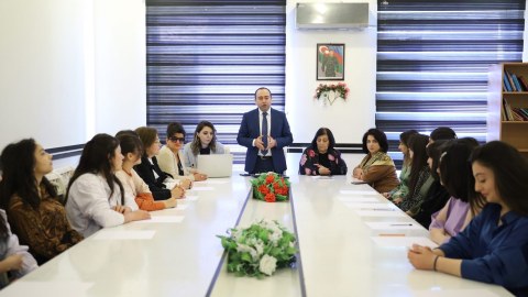 Gəncə Dövlət Universitetində tələbələrlə görüş keçirilib - FOTO