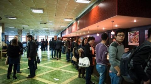 Dövlət universiteti karantinə alındı