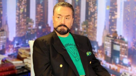 "Kedicikli" Adnan Oktarın cəzası azaldıldı