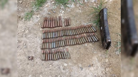 Fermadan xeyli sayda silah-sursat tapıldı - FOTO