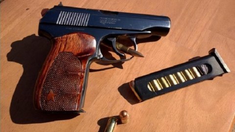 Keçmiş məhkumdan "Makarov" götürüldü