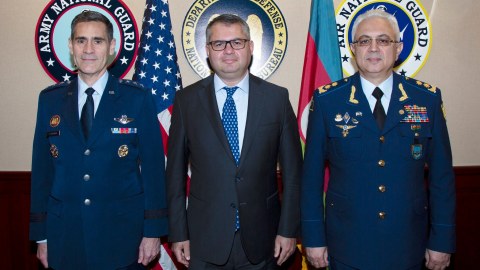 ABŞ-da hərbi pilotların hazırlanması müzakirə edilib - YENİLƏNİB