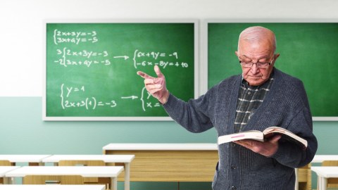 “30 ildir müəllimləri hörmətdən salırıq” - 700 bal müəmması
