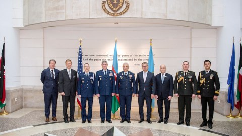 Azərbaycan və ABŞ arasında hərbi təhsil müzakirəsi - FOTO