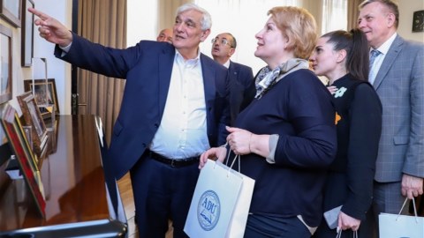 Rusiyalı alimlər Azərbaycan Dillər Universitetində