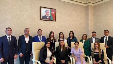 “İlin Gənc Müəllimi-2022” qalibləri MÜKAFATLANDIRILDI - FOTOLAR