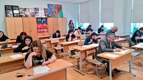 Bu məktəbin direktoru olmaq üçün 67 nəfər imtahan verdi