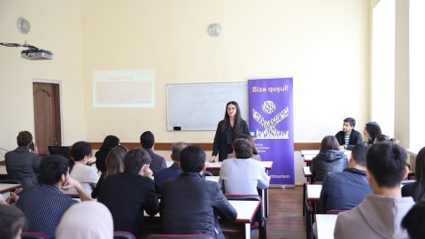 Turizm könüllüləri GDU-da görüş keçiriblər