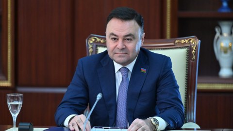 Bayraq yandırmaqla komfortlu illərə qayıtmaq mümkün deyil - Deputat
