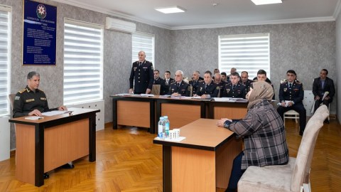 Vilayət Eyvazov Sabirabadda vətəndaşları qəbul edib