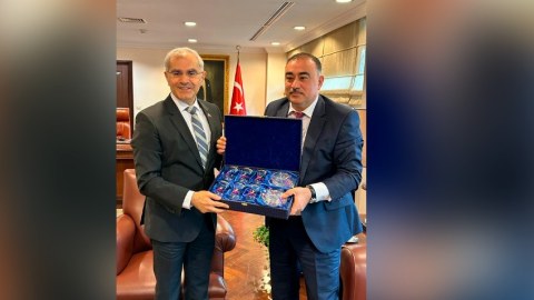 Azərbaycan səfiri Çavuşoğlunun müavini ilə görüşdü 