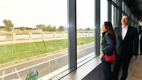 İlham Əliyev xanımı ilə açılış mərasimində - YENİLƏNİB