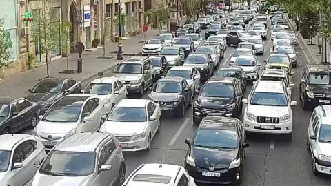 Hazırda bu yollarda tıxac var - SİYAHI