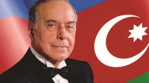 Bişkekdə Heydər Əliyevlə bağlı sərgi açıldı