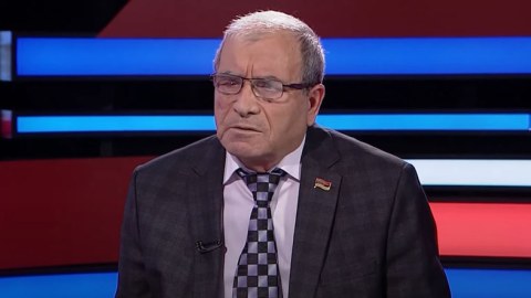 Erməni deputat: Azərbaycanlılar bizdən daha mədənidir