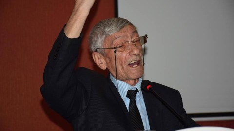 Ədəbiyyat ADAM…