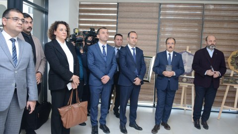 “Türk-İslam sənətləri” sərgisi nümayiş olunub