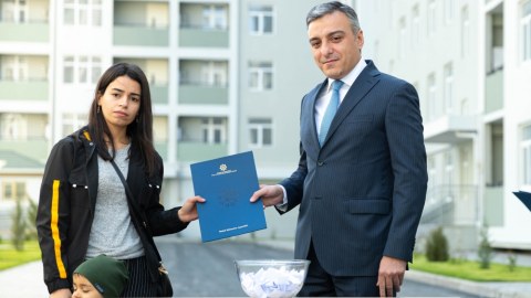 Daha 100 şəhid ailəsi və qaziyə mənzil verildi - FOTOLAR