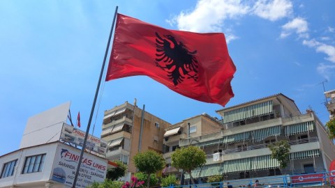 Bu ölkə ruslar üçün vizasız rejimi ləğv etdi
