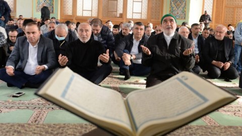 Paşazadədən İranın bayram təxribatına ETİRAZ