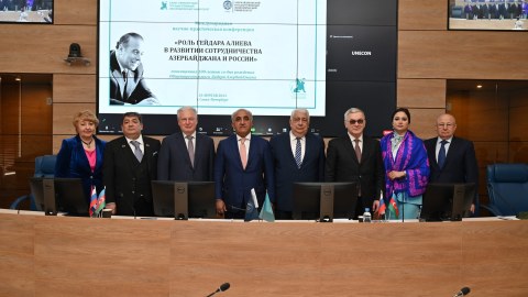 UNEC Rusiyada konfrans keçirdi - FOTO