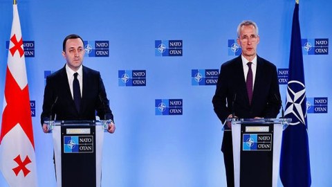 Qaribaşvili Stoltenberqlə Ukraynanı müzakirə etdi 
