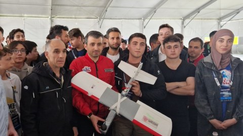 Bayraktar BMU komandasının üzvləri ilə görüşüb - FOTOLAR