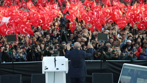 Azərbaycan vətəndaşları Ərdoğanın qalib gəlməsini istəyir - SORĞU