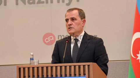 Ceyhun Bayramov fransalı həmkarına iradlarını bildirdi