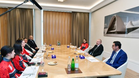 İlham Əliyev və xanımı türkiyəli idmançılarla görüşüb - YENİLƏNİB 