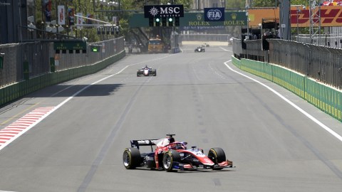 “Formula 2”də birinci sprint yarışına start verildi