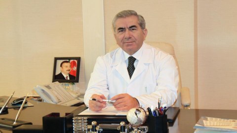 Tibb Universitetinin professoru vəfat etdi 