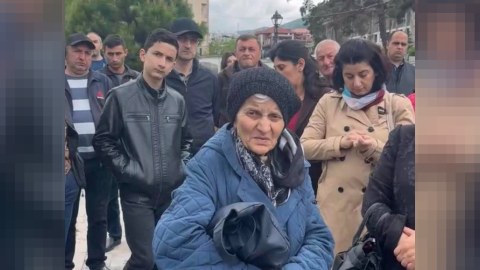 Xankəndidə sülhməramlılara qarşı ETİRAZ AKSİYASI: “Ruslar bizi satdı”