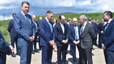 Nazir Bakı-Tbilisi-Qarsın infrastrukturu ilə tanış oldu 