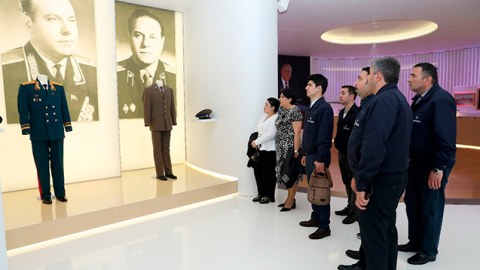 “Azəriqaz”ın rəhbər şəxsləri Heydər Əliyev Mərkəzində - FOTOLAR